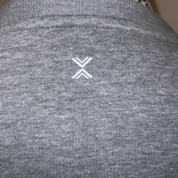 Xersion Women's Gray Sweatshirt, Medium - Picture 5 of 6